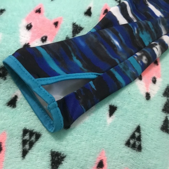 Girls Reebok Athletic Set - Picture 6 of 10